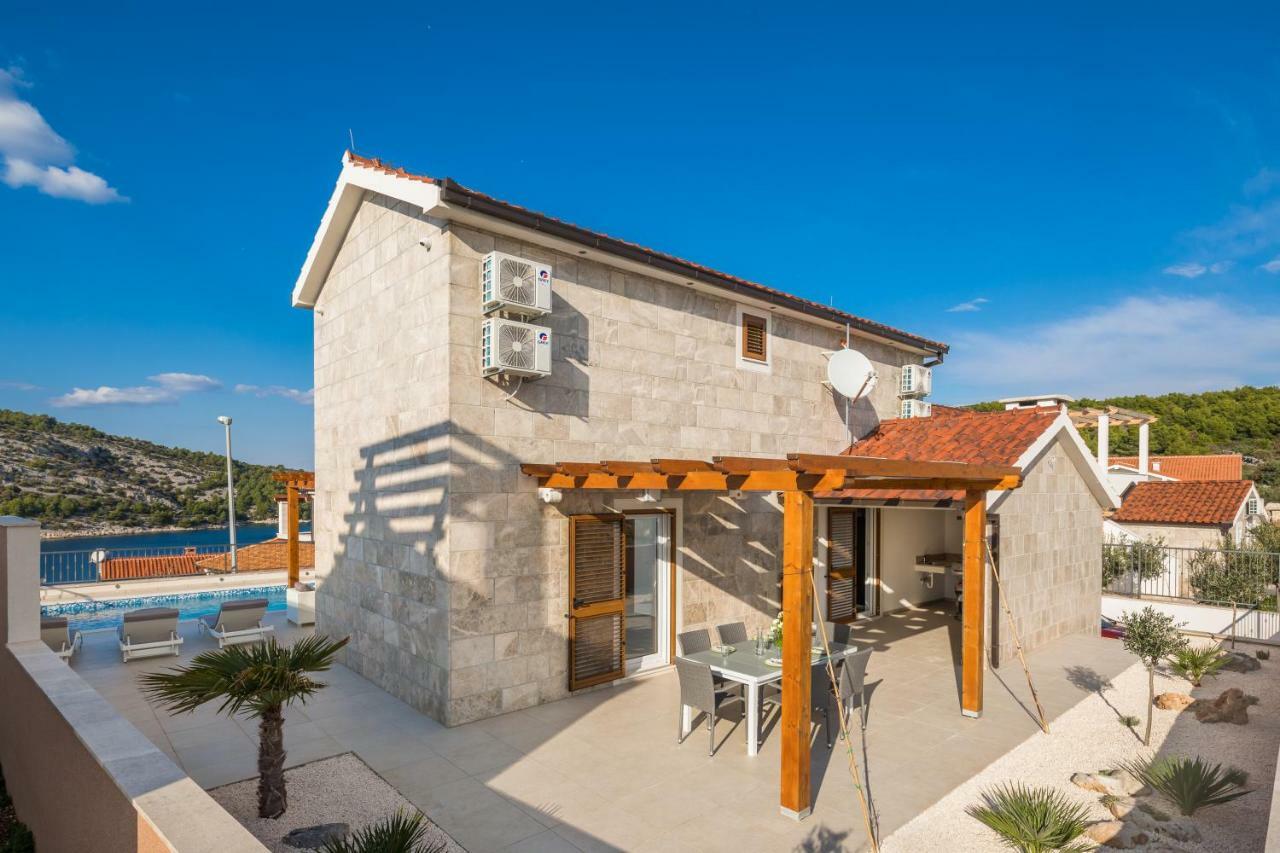 Villa Diomedes With The Sea View And The Pool Rogoznica  Exterior foto